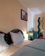 Radler Hotel Hotel Landgasthof T�nnes in Wipperf�rth