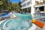 Hotel Queen Mary - Club Vacanze in Cattolica