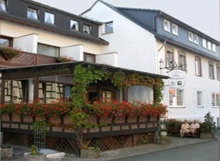 Urlaub mit der Familie Haus Wiesengrund Angebot in Hallenberg - Braunshausen