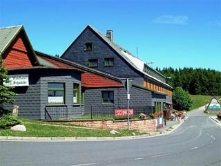 Urlaub mit der Familie Rasthaus & Waldhotel Schm�cke Angebot in Gehlberg am Schneekopf