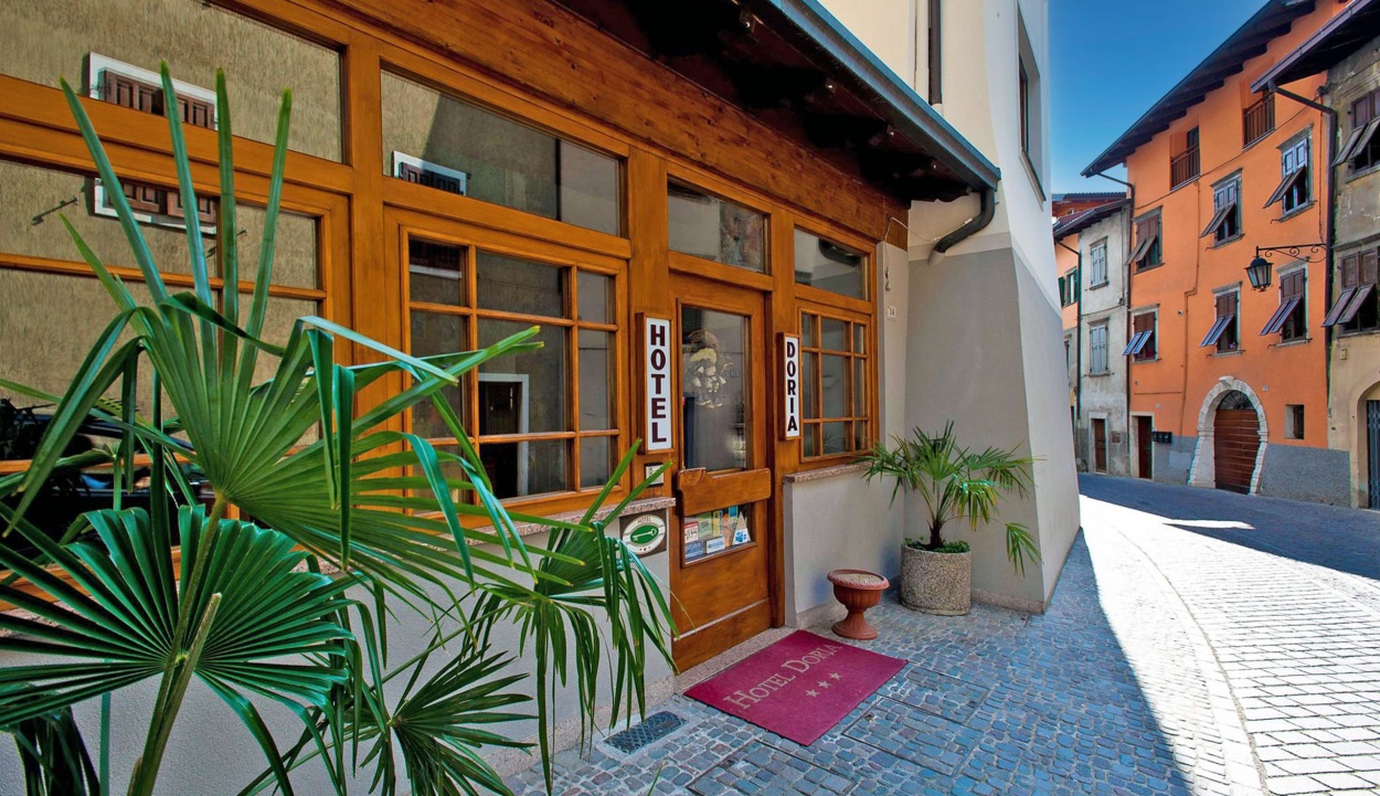 Urlaub mit der Familie Hotel Doria Angebot in Nago