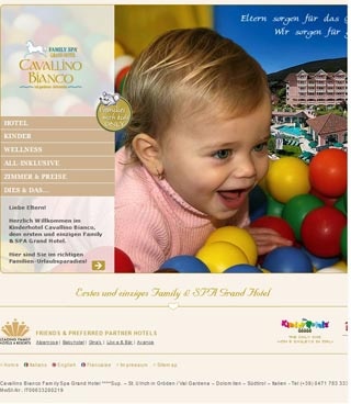 Webseite vom familienfreundlichen Cavallino Bianco Family Spa Grand Hotel in St.Ulrich in Gröden