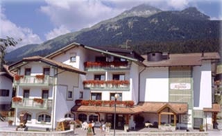 Urlaub mit der Familie Alpino Family Hotel Angebot in Andalo (TN)
