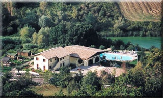 Country House / Landresidenz Il Cascinale in Colonnella