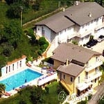 Flughafenhotel Village Hotel Lucia nur 120km zum Flughafen Verona