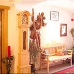 Flughafenhotel Garni Ciasa Ai Pini nur 75km zum Flughafen Bozen Flughafenhotel Garni Ciasa Ai Pini nur 75km zum Flughafen Bozen