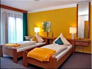 Airporthotel Hotel Goldenes Fass in Freudenberg