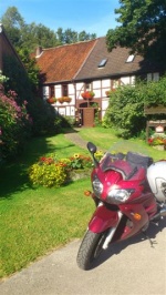 Motorrad Hotel Pension - Haus am Schneiderbrunnen in Lichtenhagen