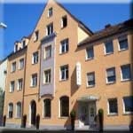 Flughafenhotel Hotel Pension Augsburg Goldener Falke nur 10km zum Flughafen Augsburg Airways