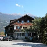 Flughafenhotel Biker�- Gasthof  Residence Brugghof nur 90km zum Flughafen Bozen