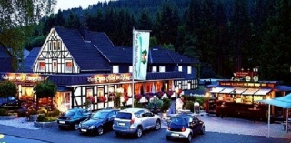 Urlaub mit der Familie im Land-Gut- Hotel M�hlengrund in Winterberg
