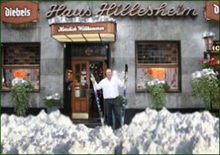 Wintersporthotel Hotel Haus Hillesheim (seit 1894) in D�sseldorf in  Skihotel in 