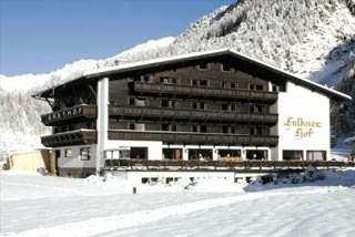 Wintersporthotel Hotel Bergidylle Falknerhof in Niederthai in Niederthai - Wolfsegglift Skihotel in 