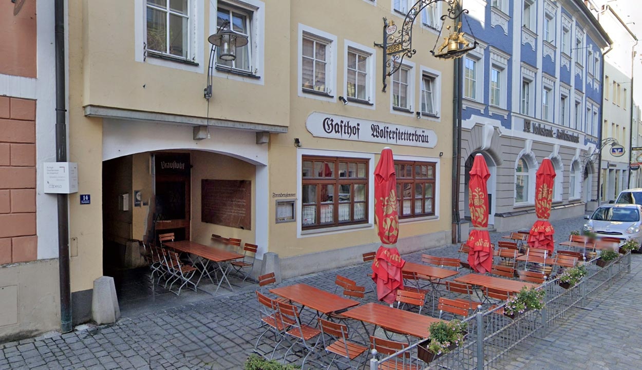 Motorradhotel Gasthof Wolferstetter in Vilshofen an der Donau