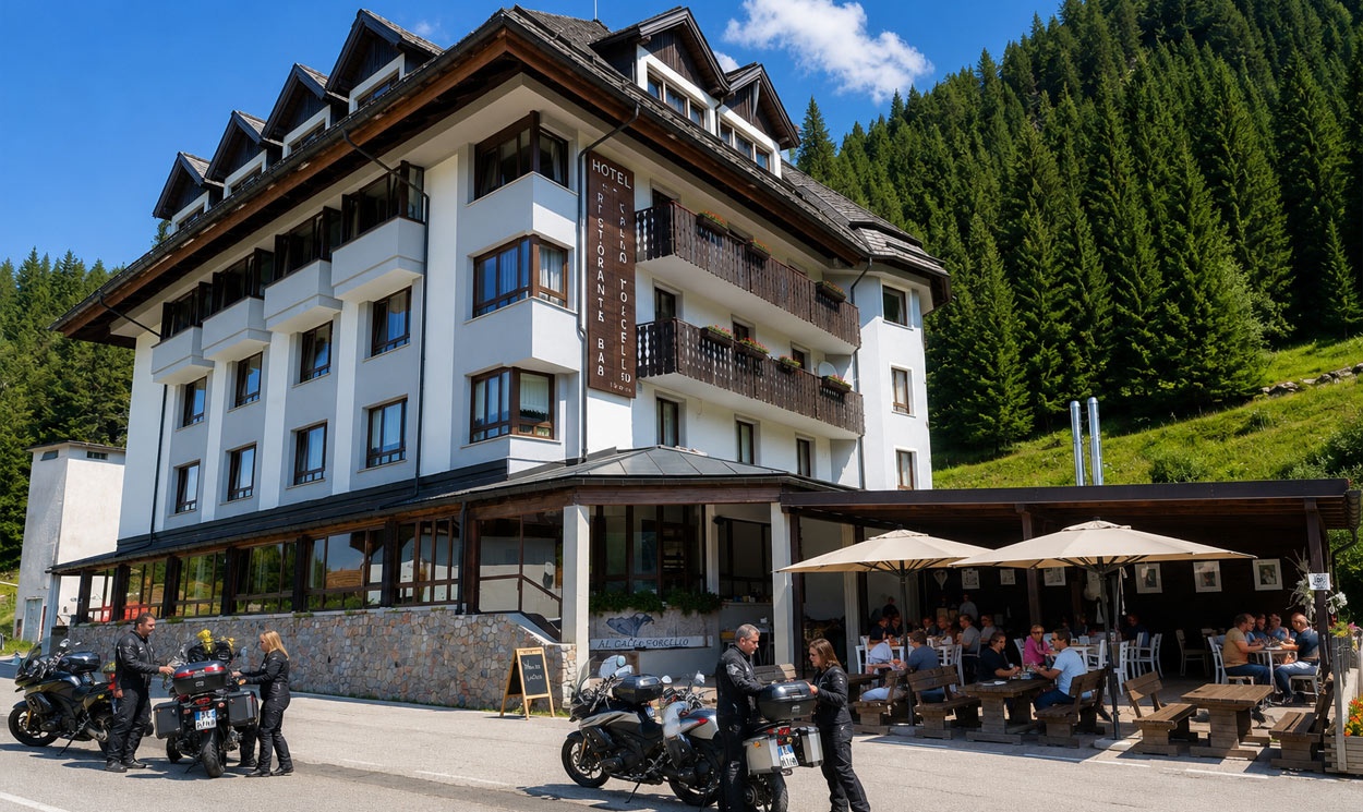Fahrrad Hotel Al Gallo Forcello in Pontebba (UD) in Passo Pramollo