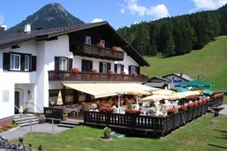 Fahrrad Hotel BÃ¼nda Davos in Davos Dorf in Ostschweiz