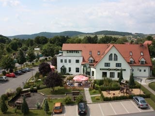 Motorrad Hotel zum Kloster in Rohr in ThÃ¼ringer Wald