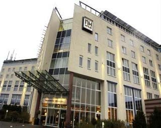 Unser Messehotel Partnerhaus NH Frankfurt Moerfelden in Moerfelden Walldorf aktualisiert gerade seine Fotos. Bitte besuchen Sie uns in den kommenden Tagen erneut.
