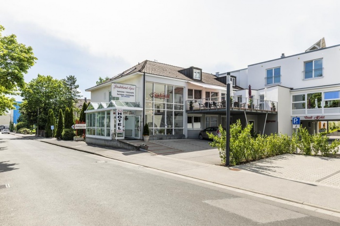 Unser Partnerhaus Stadthotel Geis in Bad Neustadt (Saale) aktualisiert gerade seine Haus-Fotos. Bitte besuchen Sie uns in den kommenden Tagen erneut.