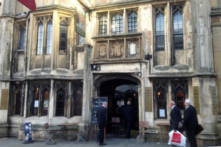 Motorradhotel George & Pilgrim – RelaxInnz in Glastonbury