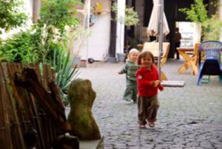 Familien- und Kinderfreundliches Rhein River Guesthouse in Hitdorf