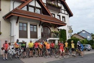  Gäste Fotoeinsendungen 