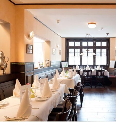  fahrradfahrerfreundliches Hotel Restaurant zu den 3 Linden in Wermelskirchen 