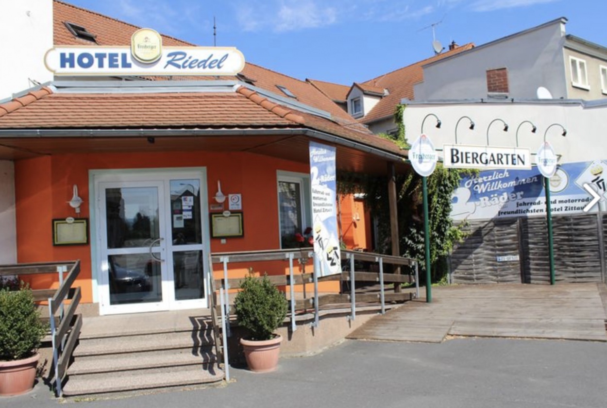  Our motorcyclist-friendly Hotel Riedel  