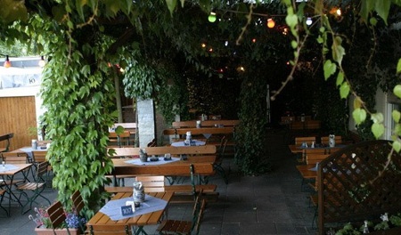  Our motorcyclist-friendly Hotel Odenwaldblick  