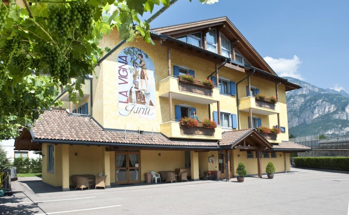  Hotel Garni La Vigna in St. Michael an der Etsch 
