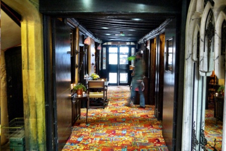  George & Pilgrim – RelaxInnz in Glastonbury 