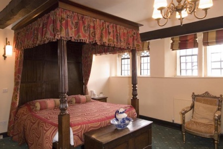  George & Pilgrim – RelaxInnz in Glastonbury 