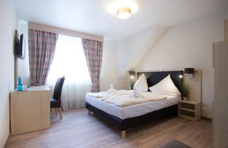  bikerfreundlches Baums Rheinhotel Bad Salzig in BAD SALZIG bei Boppard 