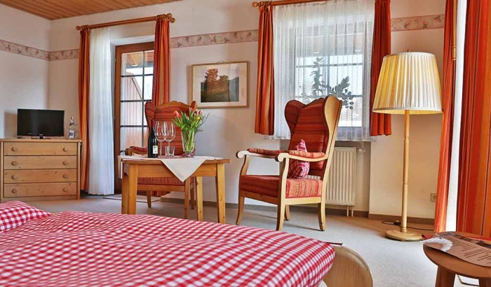 Biker Hotel Landgasthof Solhof in Schömberg
