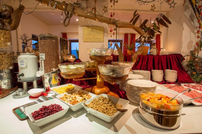  fahrradfahrerfreundliches Good Life Hotel Zirm in Deutschnofen (BZ) 