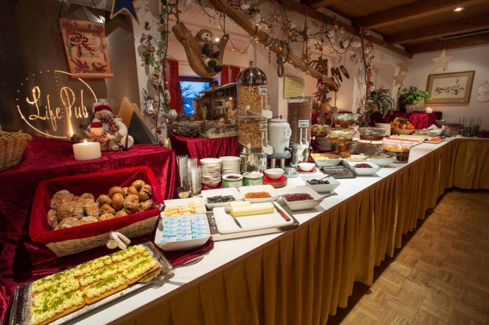  bikerfreundlches Good Life Hotel Zirm in Deutschnofen (BZ) 