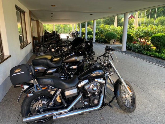  Gäste Fotoeinsendungen 