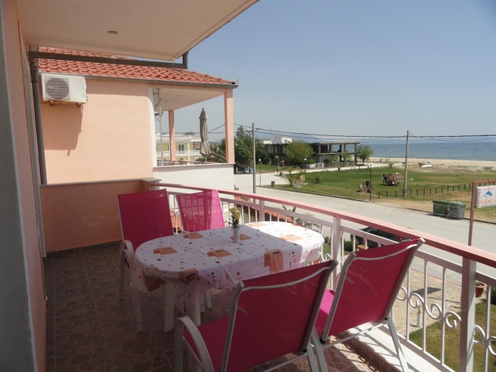 Biker Hotel Strand Pension Delfini in Asprovalta
