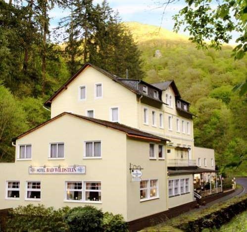 Motorrad Astoria Hotel Bad Wildstein in Bad Wildstein