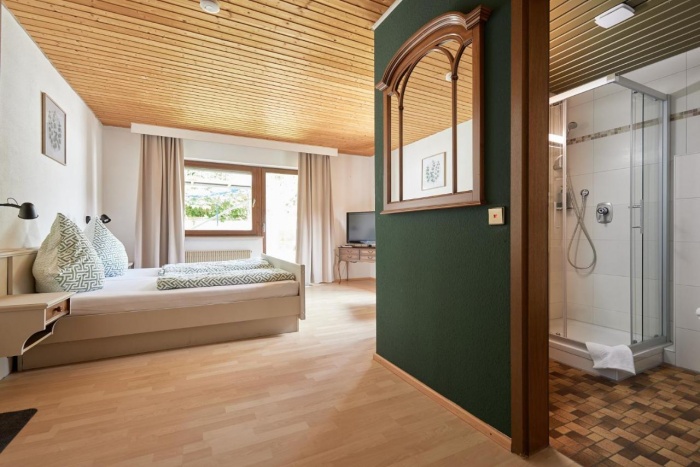 Biker Hotel Landhotel Fuchs in Eisenbach