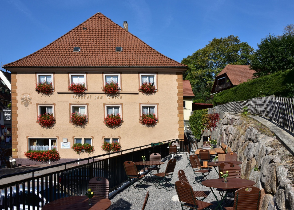 Motorrad Brauereigasthof Bären in Titisee-Neustadt