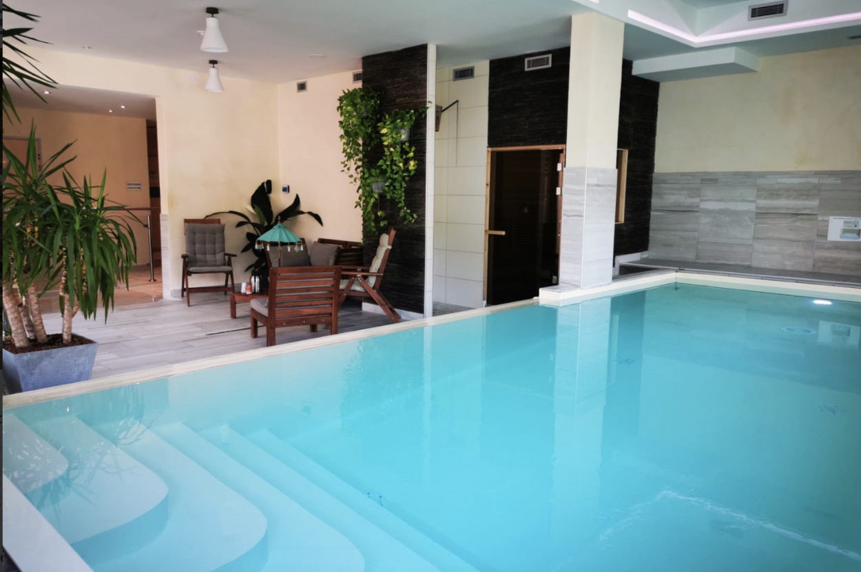  Our motorcyclist-friendly La Neyrette  