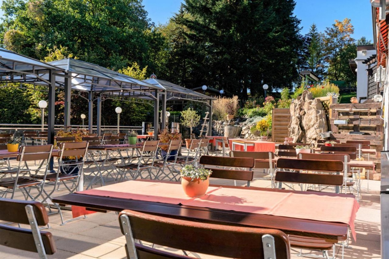  Our motorcyclist-friendly Hotel Restaurant Bergschlößchen  