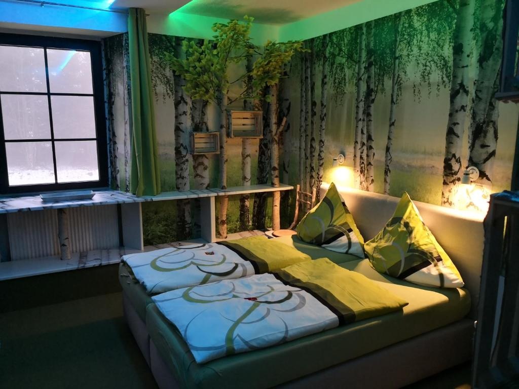  bikerfreundlches Waldgasthaus am Schwarzenbruch in Allenbach-Hüttgeswasen 