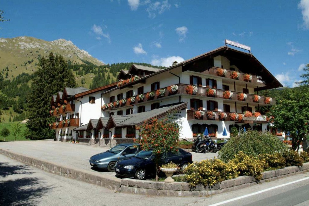 Motorrad Hotel Torretta in Bellamonte di Predazzo