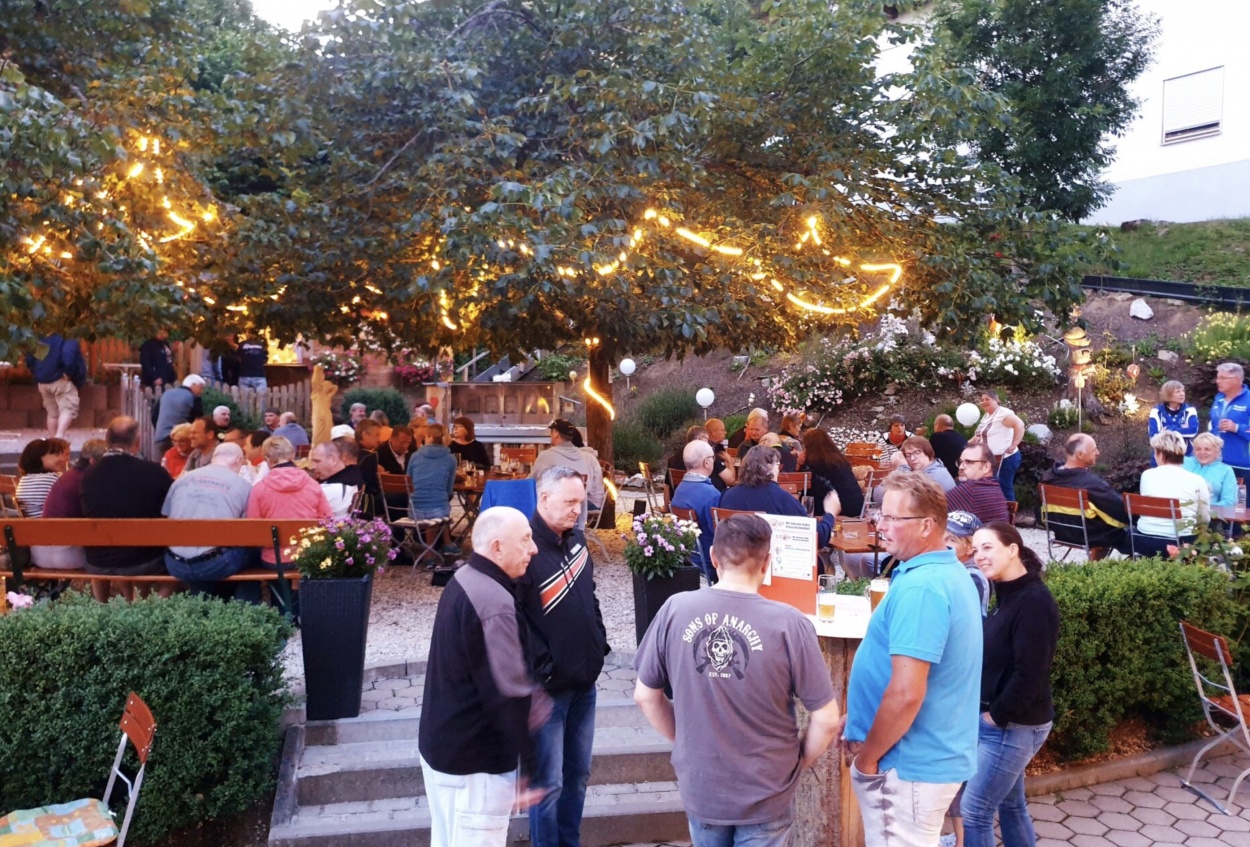  Gäste Fotoeinsendungen 