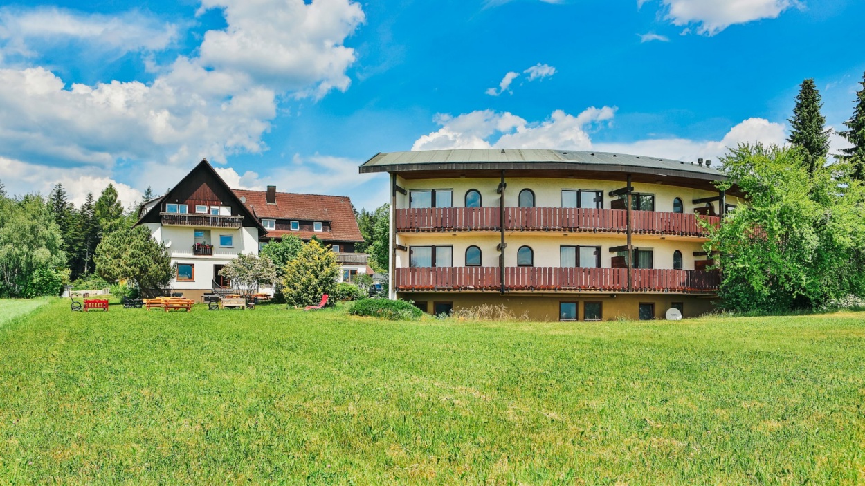  Our motorcyclist-friendly  Hotel Restaurant Sonnenschein  