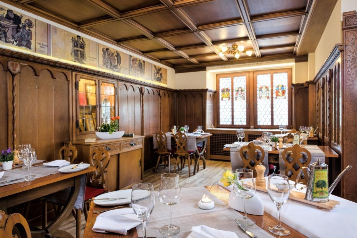  Hotel Restaurant Fauststube im Löwen in Staufen im Breisgau 