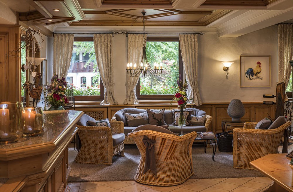 Motorrad Hotel Restaurant Ochsenwirtshof in Bad Rippoldsau-Schapbach
