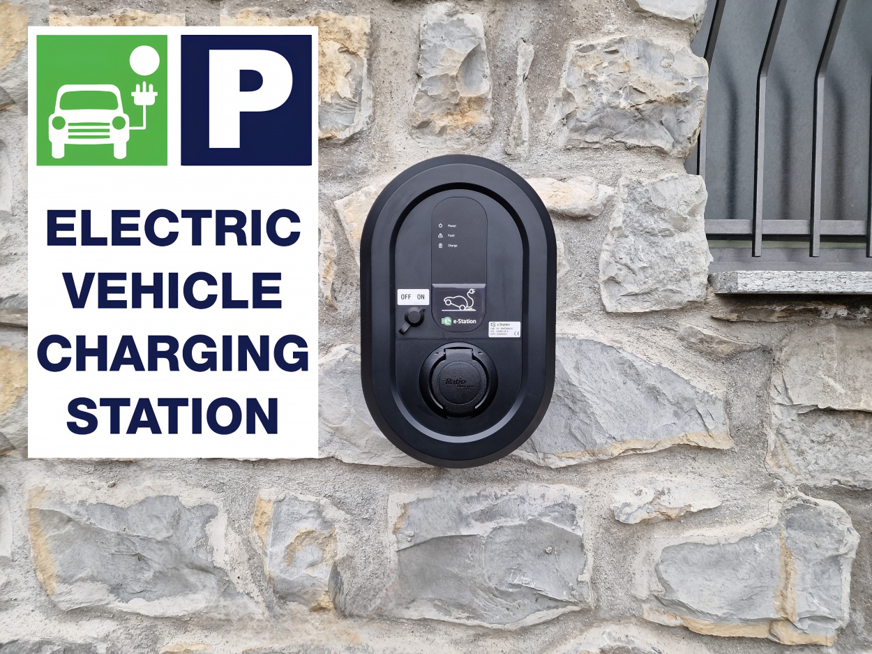  Our motorcyclist-friendly Hotel Montegrino Lakeview  